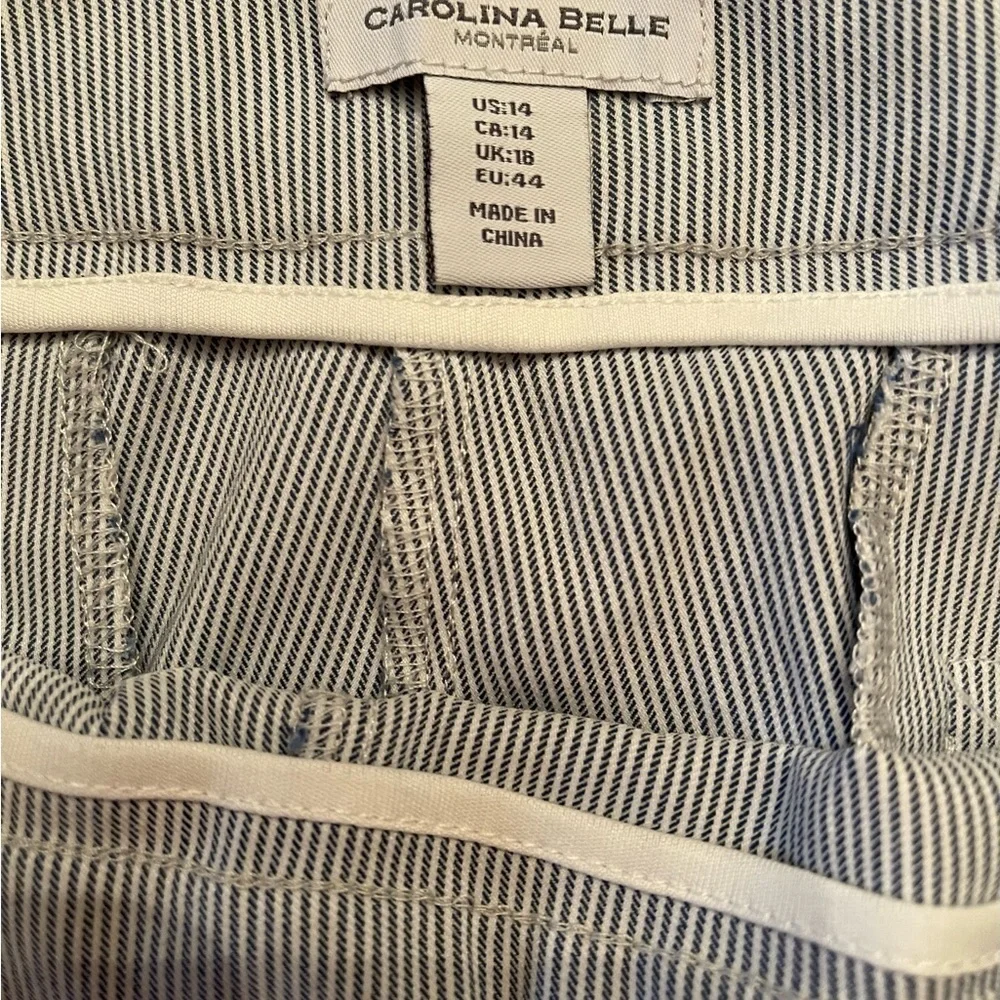 Carolina Belle seersucker blue/white striped capris size 14 - Picture 3 of 5
